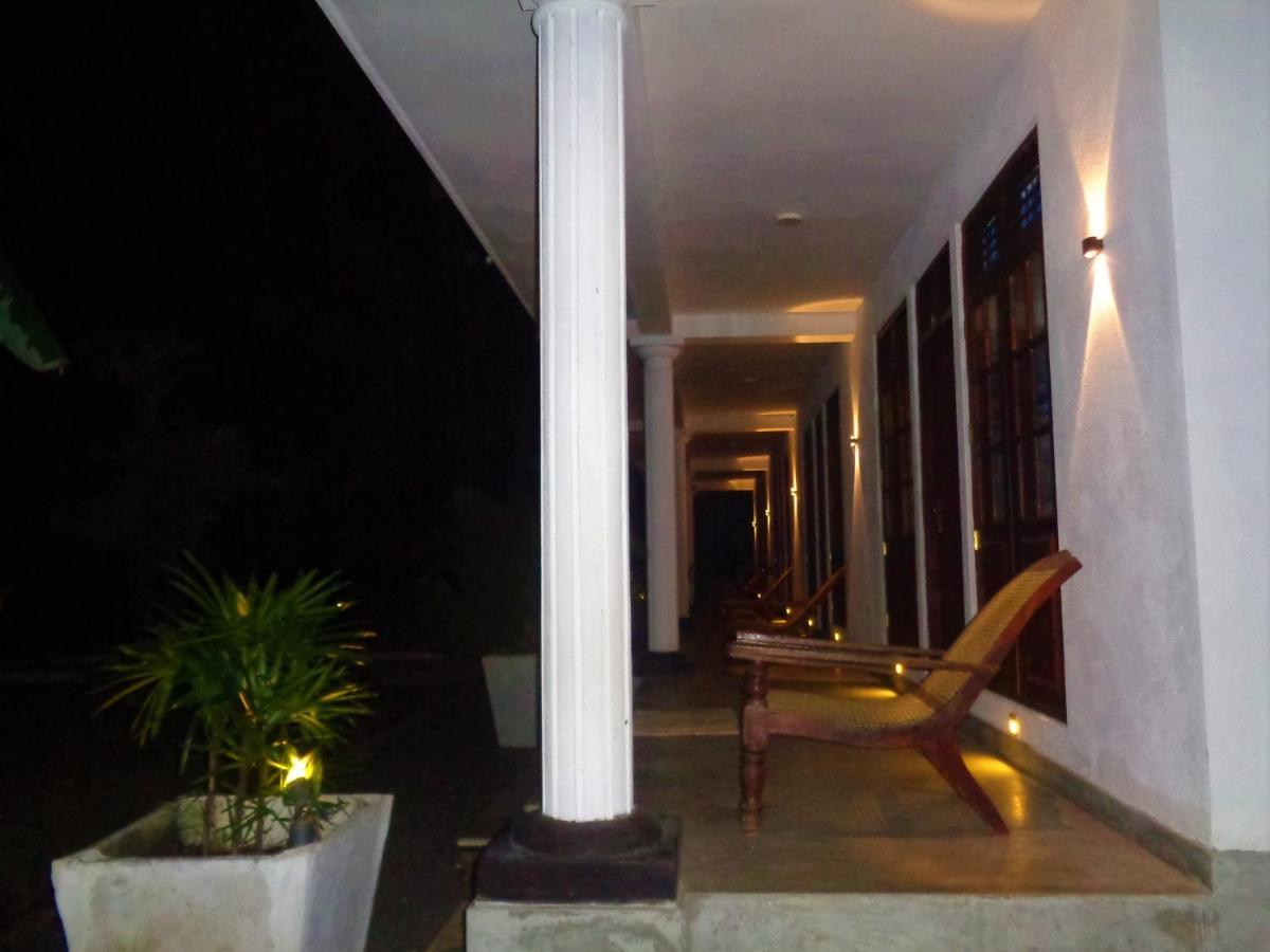 New Holiday Reach Unawatuna Esterno foto